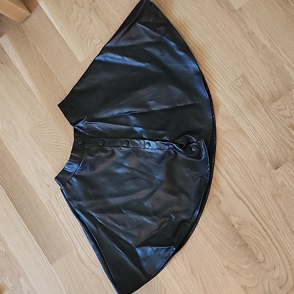 Black  skirt